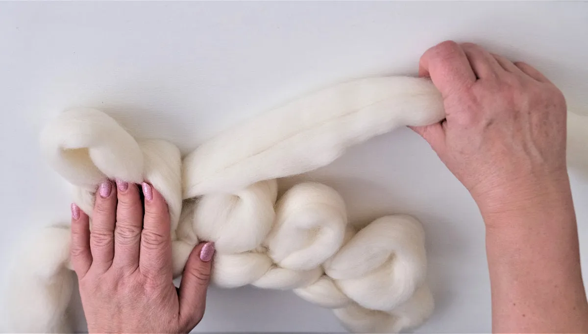DIY Arm Knit Kit, Baby Blanket 25x30 in