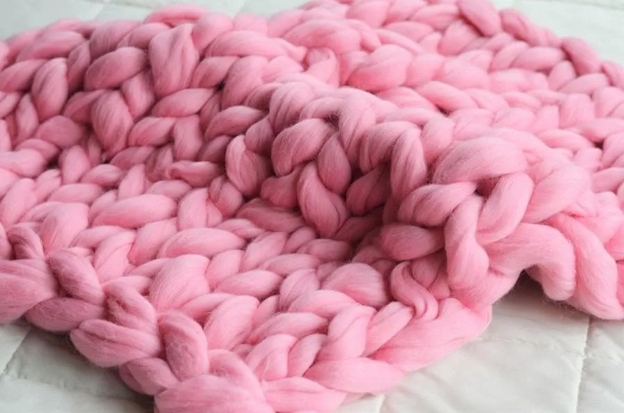 DIY Arm Knit Kit, Baby Blanket 25x30 in