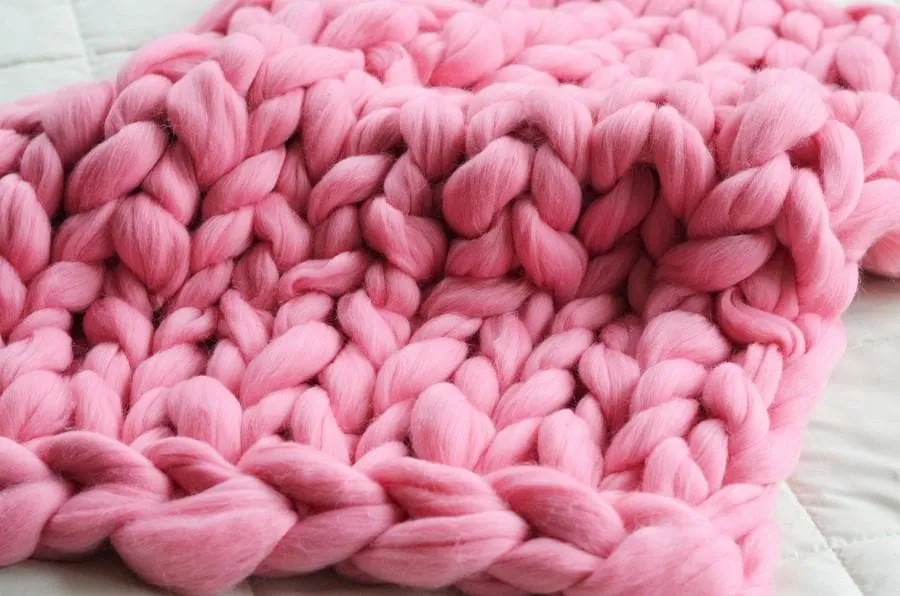 DIY Arm Knit Kit, Baby Blanket 25x30 in