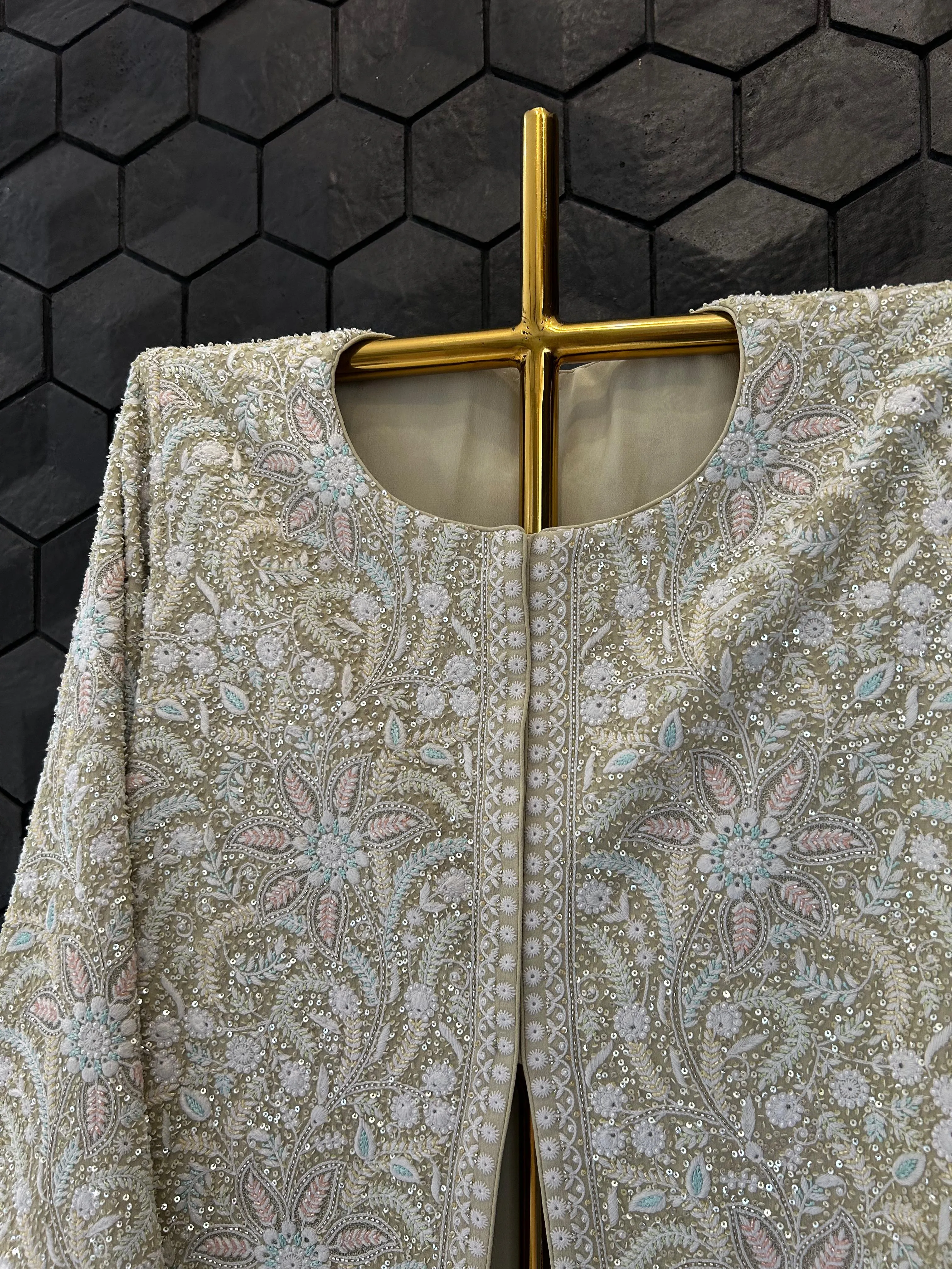 Ek-taar Georgette Chikankari gilet set