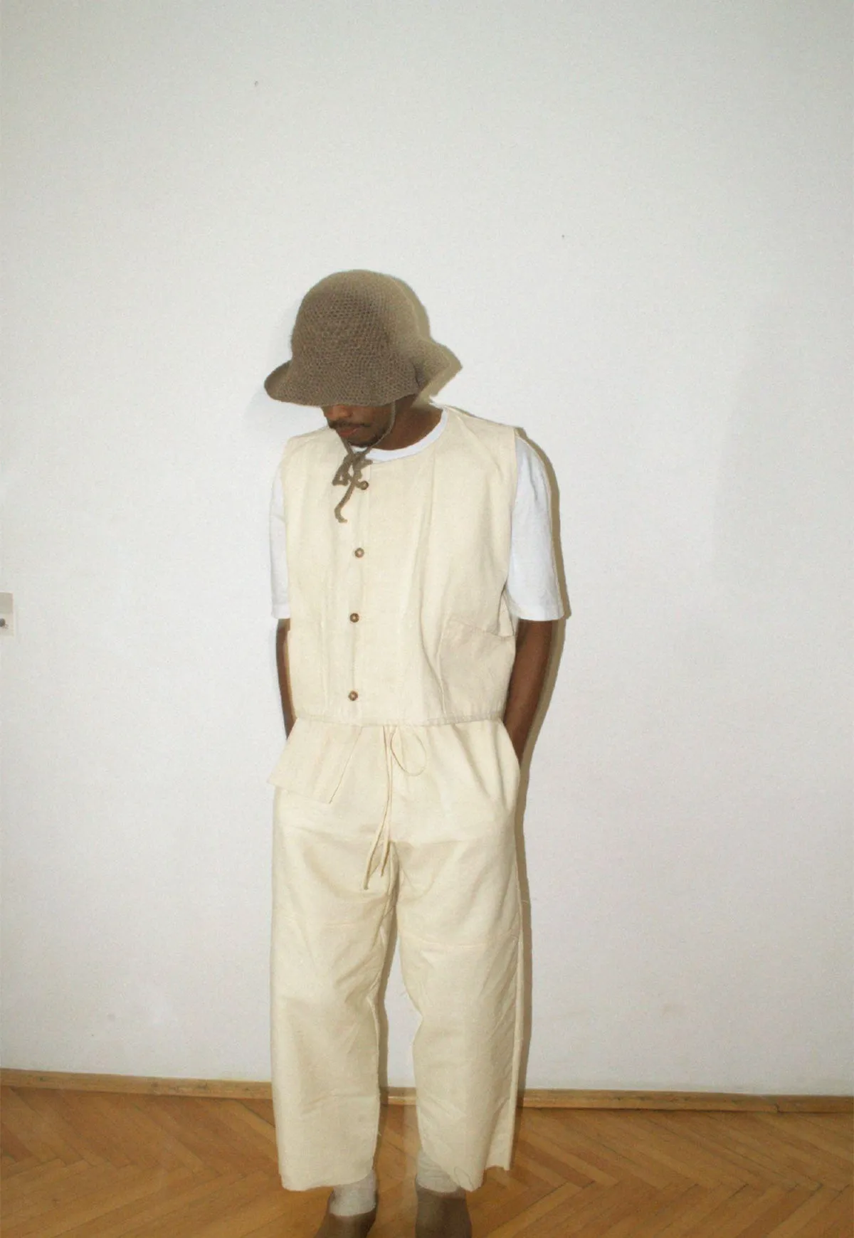 Raw Cropped Gilet Natural