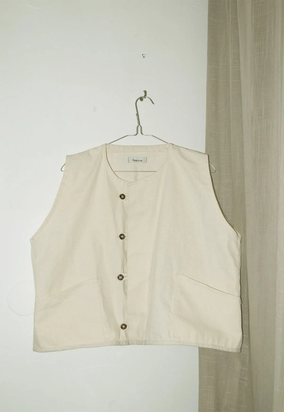 Raw Cropped Gilet Natural