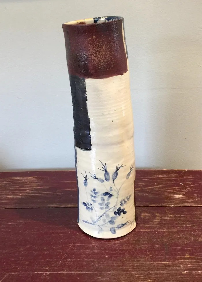 Rosehips Cylinder (Medium)